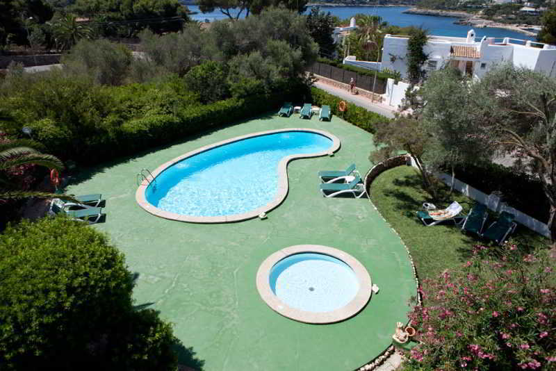 Aparthotel Niu D'Aus Porto Petro  Exterior photo